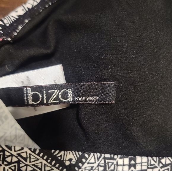 Ibiza Swimwear High Neck Tankini Top Size Medium - Picture 6 of 7